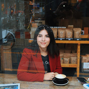 Meet your Posher, Mariana